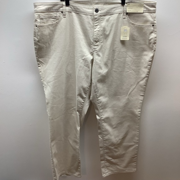 St. John's Size 26W Birch Straight Mid Rise Jeans. New With Tags. - Picture 2 of 8